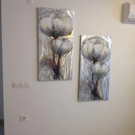 Crystal Garden A15 Appartement *